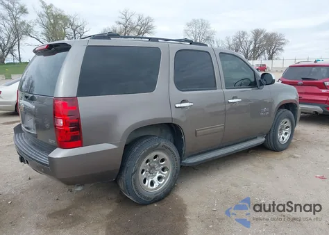 2011 Chevrolet Tahoe Ls из США, поврежденный, VIN 1GNSCAE02BR381306